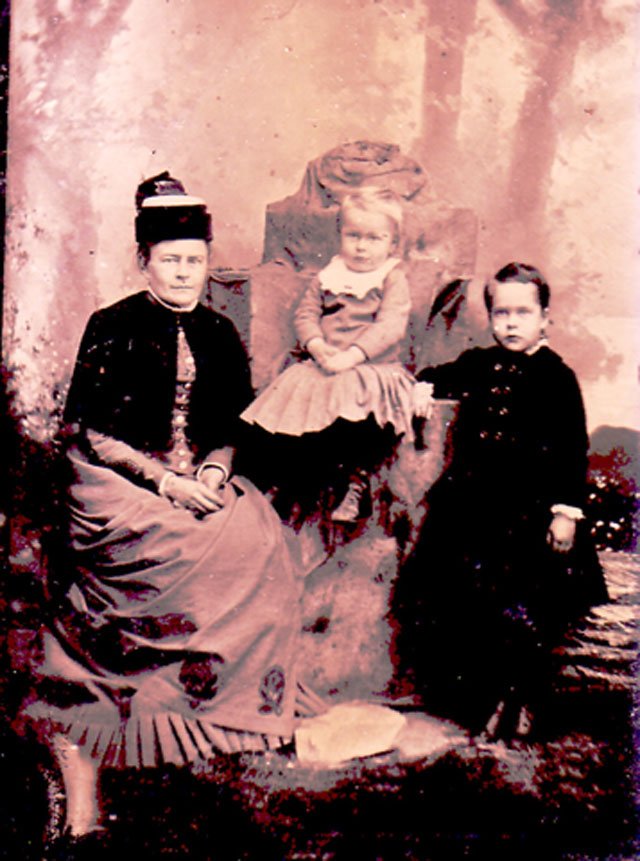 adafredandstanleyharrisonc1889.jpg
